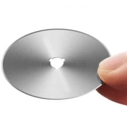 45mm Rotary Cutter Blades Pack Of 5 -THE QUILT SHOP 45mm rotary cutter blades 5 pack2