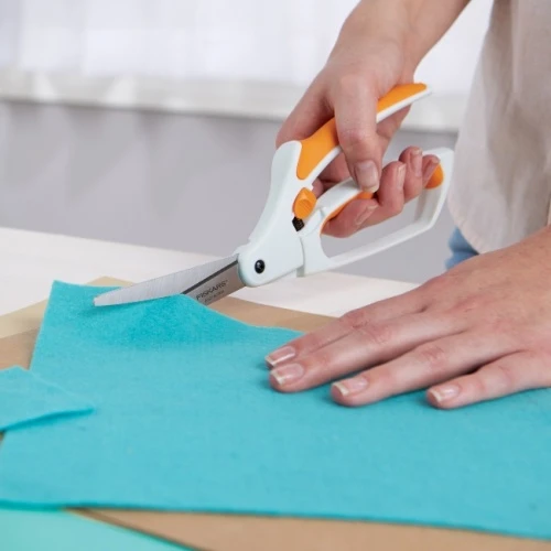 Fiskars Universal EasyAction Scissors 26cm 5 Fiskars Universal EasyAction Scissors 26cm - Image 4