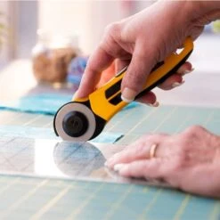 OLFA 45mm Rotary Cutter Comfort Grip -THE QUILT SHOP olfa 45mm comfort grip rotary cutter 13